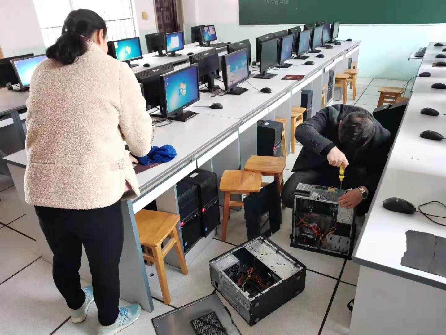 ʵСѧٿѧϢ